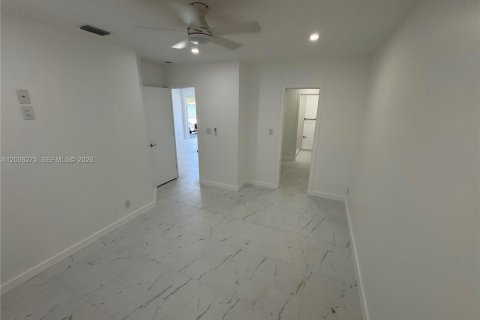Apartment in Fort Lauderdale, Florida 2 bedrooms, 80.82 sq.m. № 2087082 - photo 8