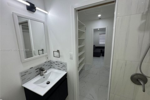 Apartment in Fort Lauderdale, Florida 2 bedrooms, 80.82 sq.m. № 2087082 - photo 11