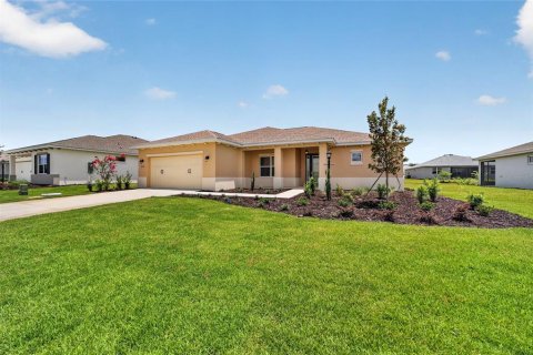 Villa ou maison à vendre à Ocala, Floride: 2 chambres, 159.61 m2 № 2410500 - photo 3