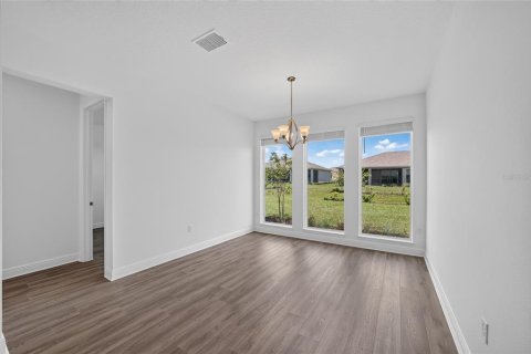 Villa ou maison à vendre à Ocala, Floride: 2 chambres, 159.61 m2 № 2410500 - photo 15