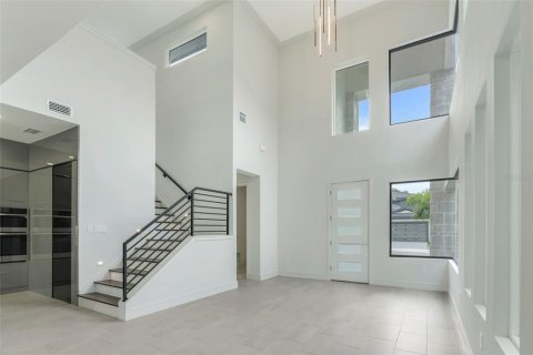 House in Davenport, Florida 4 bedrooms, 257.62 sq.m. № 1558054 - photo 11