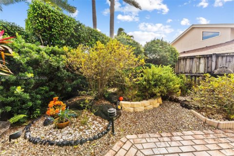 Купить таунхаус в Бока-Ратон, Флорида 2 спальни, 151.15м2, № 1968068 - фото 24