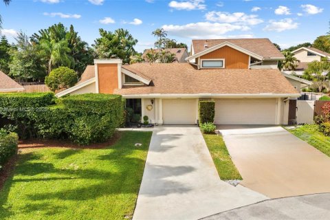 Купить таунхаус в Бока-Ратон, Флорида 2 спальни, 151.15м2, № 1968068 - фото 1