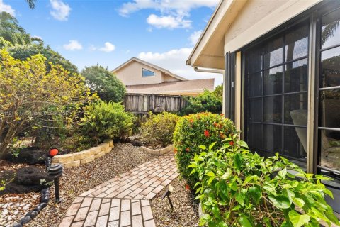 Купить таунхаус в Бока-Ратон, Флорида 2 спальни, 151.15м2, № 1968068 - фото 25