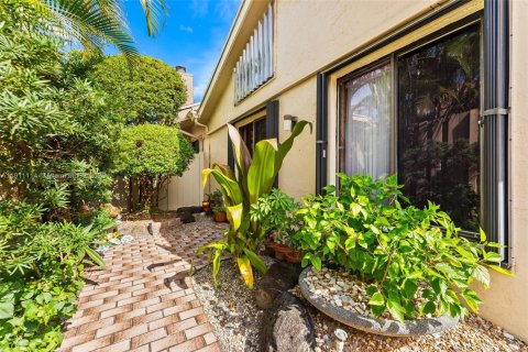 Купить таунхаус в Бока-Ратон, Флорида 2 спальни, 151.15м2, № 1968068 - фото 15