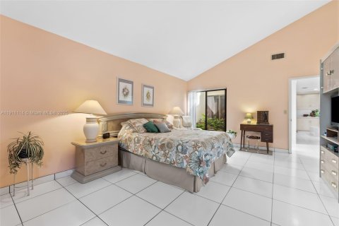 Купить таунхаус в Бока-Ратон, Флорида 2 спальни, 151.15м2, № 1968068 - фото 17