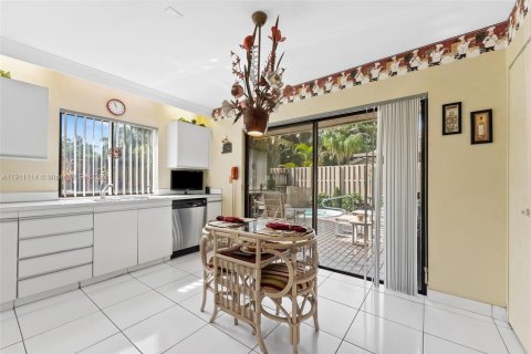 Купить таунхаус в Бока-Ратон, Флорида 2 спальни, 151.15м2, № 1968068 - фото 11