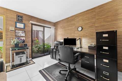 Купить таунхаус в Бока-Ратон, Флорида 2 спальни, 151.15м2, № 1968068 - фото 21