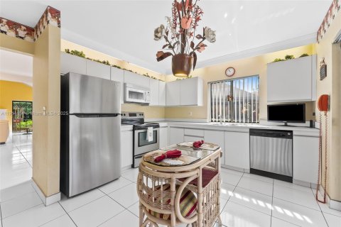 Купить таунхаус в Бока-Ратон, Флорида 2 спальни, 151.15м2, № 1968068 - фото 10