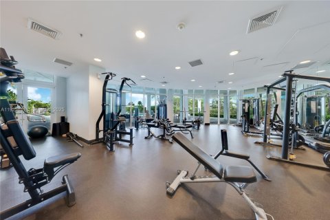 Купить кондоминиум в Майами-Бич, Флорида 1 спальня, 76.09м2, № 1985891 - фото 3