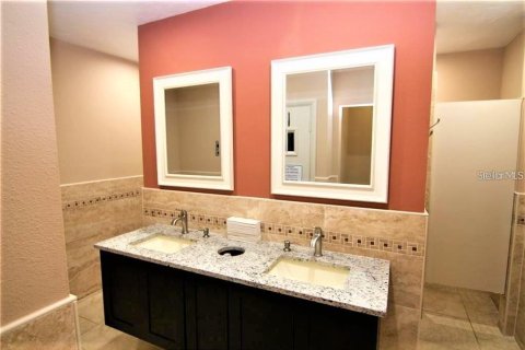 Condo in Sarasota, Florida, 2 bedrooms  № 1644160 - photo 24