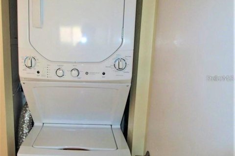 Condo in Sarasota, Florida, 2 bedrooms  № 1644160 - photo 15