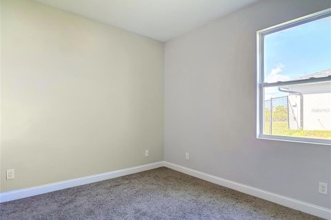 Villa ou maison à vendre à Port Charlotte, Floride: 4 chambres, 151.99 m2 № 2221665 - photo 27
