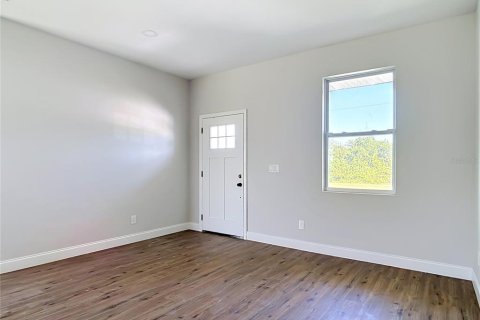 Villa ou maison à vendre à Port Charlotte, Floride: 4 chambres, 151.99 m2 № 2221665 - photo 12
