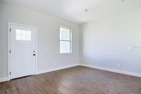 Villa ou maison à vendre à Port Charlotte, Floride: 4 chambres, 151.99 m2 № 2221665 - photo 10