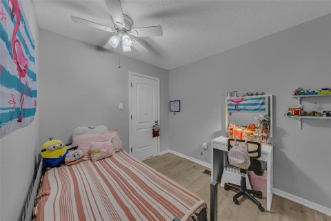 Townhouse in Kissimmee, Florida 3 bedrooms, 158.21 sq.m. № 1624517 - photo 23