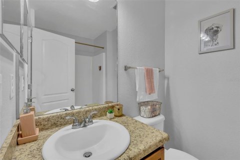 Townhouse in Kissimmee, Florida 3 bedrooms, 158.21 sq.m. № 1624517 - photo 17