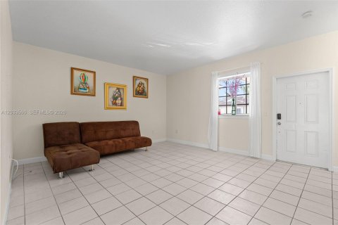 Condo in Homestead, Florida, 2 bedrooms  № 2077996 - photo 10