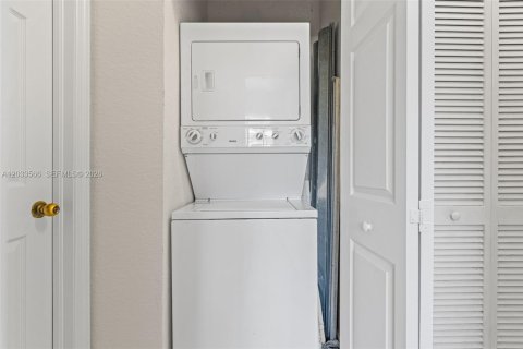 Condo in Homestead, Florida, 2 bedrooms  № 2077996 - photo 21