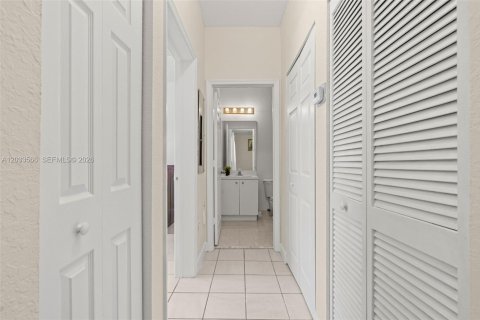 Condo in Homestead, Florida, 2 bedrooms  № 2077996 - photo 20