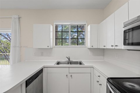 Condo in Homestead, Florida, 2 bedrooms  № 2077996 - photo 18