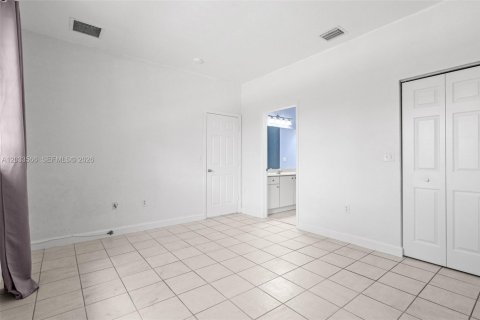 Condo in Homestead, Florida, 2 bedrooms  № 2077996 - photo 27