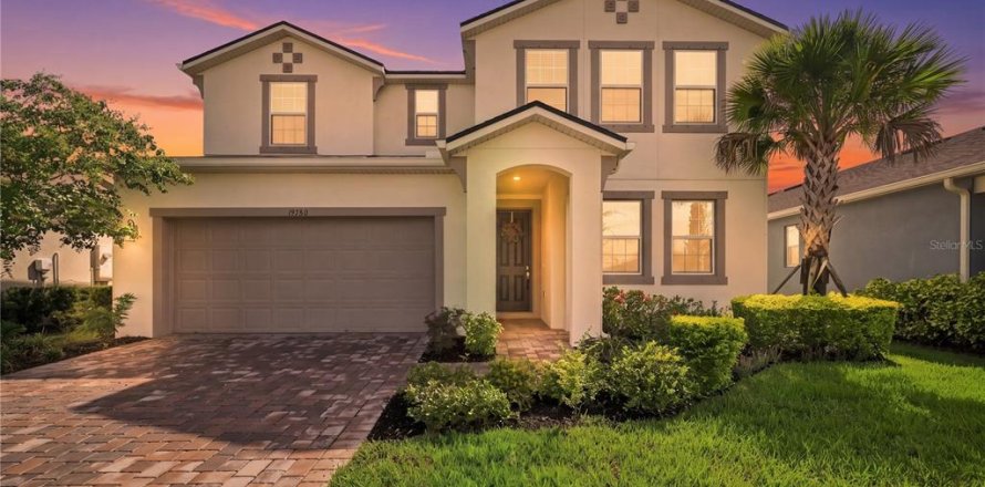 House in Lutz, Florida 5 bedrooms, 277.13 sq.m. № 2291304