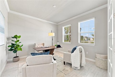 House in Lutz, Florida 5 bedrooms, 277.13 sq.m. № 2291304 - photo 6