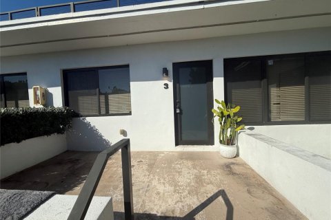 Propiedad comercial en venta en Miami Beach, Florida, 280.94 m2 № 2153462 - foto 19