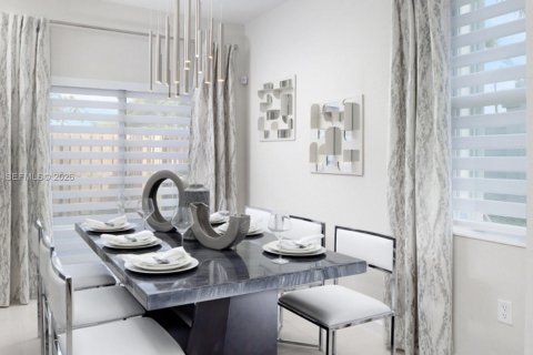 Купить таунхаус в Хомстед, Флорида 3 спальни, 123.93м2, № 2048524 - фото 3