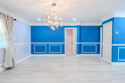 Купить виллу или дом в Сент-Питерсберг, Флорида 13 комнат, 305.09м2, № 1602365 - фото 27
