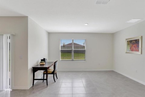 Villa ou maison à vendre à Winter Haven, Floride: 4 chambres, 169.83 m2 № 2229704 - photo 4