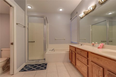 Villa ou maison à louer à Tampa, Floride: 4 chambres, 193.24 m2 № 2406416 - photo 30