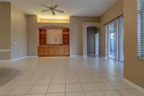 Villa ou maison à louer à Tampa, Floride: 4 chambres, 193.24 m2 № 2406416 - photo 16