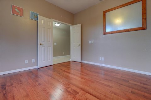 Villa ou maison à louer à Tampa, Floride: 4 chambres, 193.24 m2 № 2406416 - photo 7