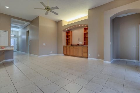 Villa ou maison à louer à Tampa, Floride: 4 chambres, 193.24 m2 № 2406416 - photo 14