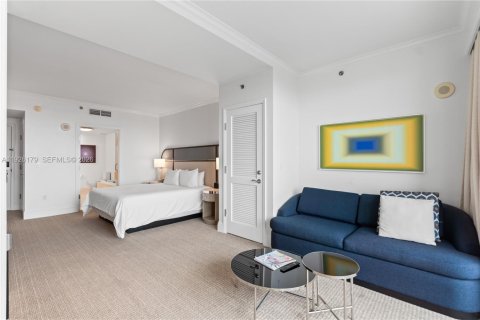 Condo in Miami Beach, Florida № 2154794 - photo 14