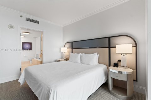 Condo in Miami Beach, Florida № 2154794 - photo 8