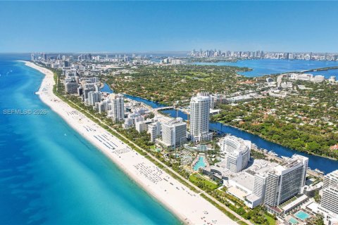 Condo in Miami Beach, Florida № 2154794 - photo 26