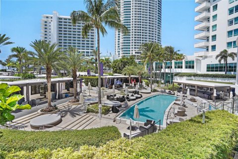 Condo in Miami Beach, Florida № 2154794 - photo 28