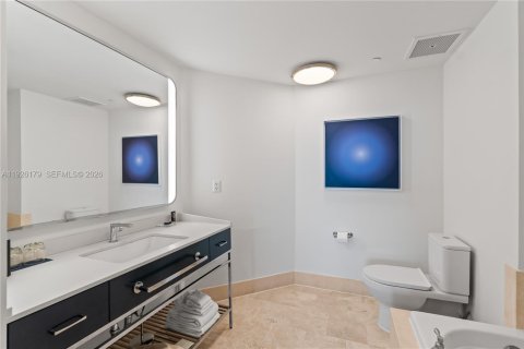 Condo in Miami Beach, Florida № 2154794 - photo 19