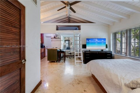 Casa en venta en Coral Gables, Florida, 5 dormitorios, 44.87 m2 № 2078205 - foto 28