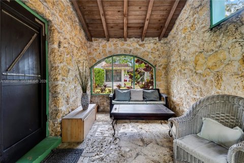 Casa en venta en Coral Gables, Florida, 5 dormitorios, 44.87 m2 № 2078205 - foto 17