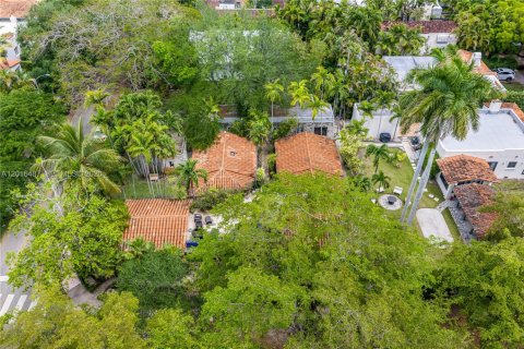 Casa en venta en Coral Gables, Florida, 5 dormitorios, 44.87 m2 № 2078205 - foto 5