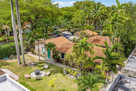 Casa en venta en Coral Gables, Florida, 5 dormitorios, 44.87 m2 № 2078205 - foto 6