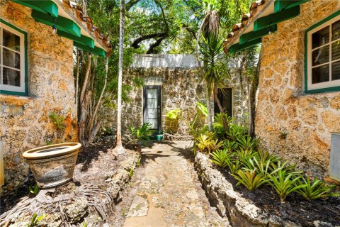 Casa en venta en Coral Gables, Florida, 5 dormitorios, 44.87 m2 № 2078205 - foto 29