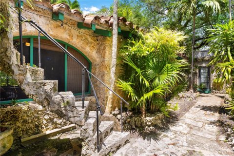 Casa en venta en Coral Gables, Florida, 5 dormitorios, 44.87 m2 № 2078205 - foto 25