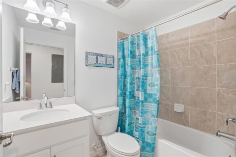 Купить кондоминиум в Пунта-Горда, Флорида 10 комнат, 133.59м2, № 2239546 - фото 26