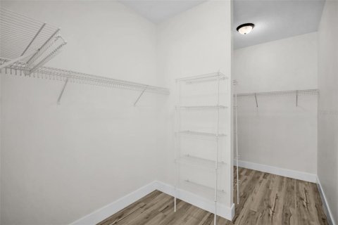 Casa en venta en Odessa, Florida, 4 dormitorios, 205.87 m2 № 1644348 - foto 30