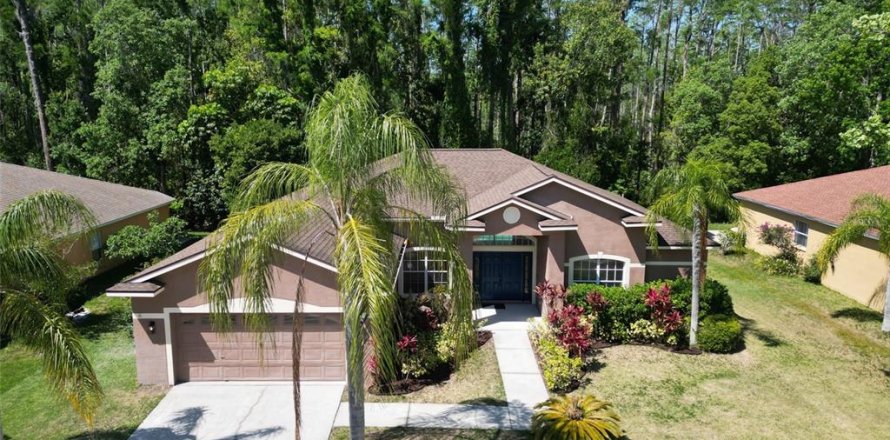 Casa en Odessa, Florida 4 dormitorios, 205.87 m2 № 1644348